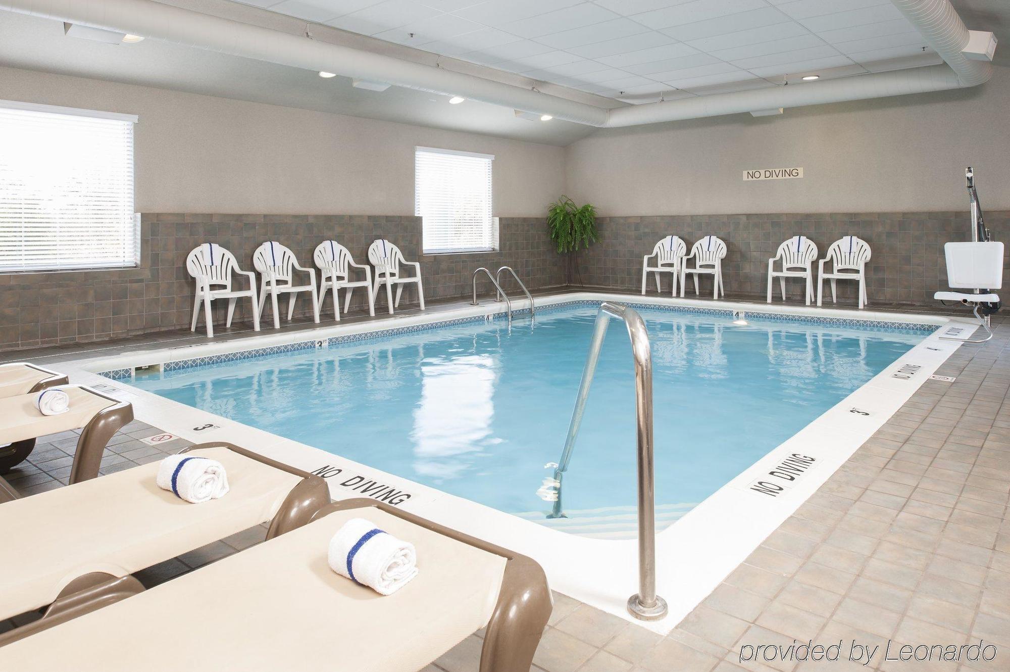 Country Inn & Suites By Radisson, Holland, Mi Eksteriør billede